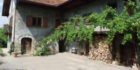 Отель Domaine du Grand Cellier - Insolite en Savoie, Турнон